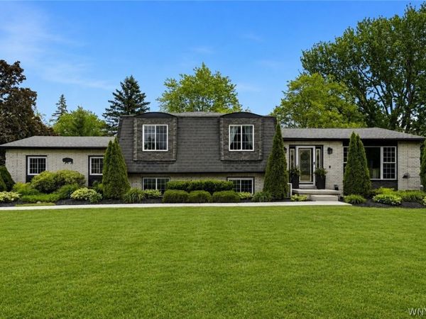 5015 Mckinley Parkway, Hamburg, NY 14075