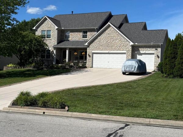 5887 Highland Hills Drive , Westerville, OH 43082