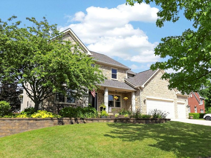 5887 Highland Hills Drive, Westerville, OH 43082 Photo 3