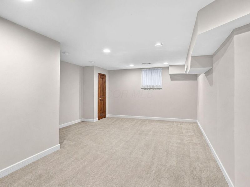 5887 Highland Hills Drive, Westerville, OH 43082 Photo 95