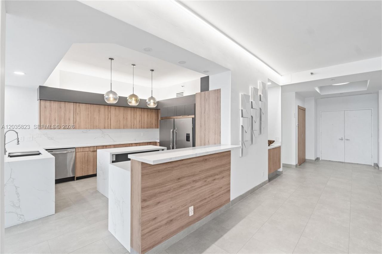 3801 NE 207th St, Unit TH6, Aventura, FL 33180 Photo