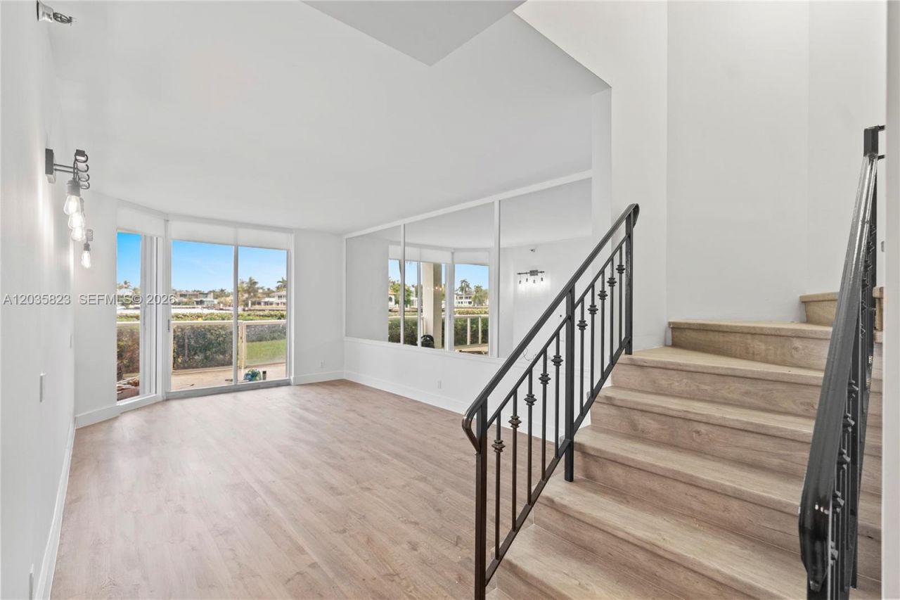 3801 NE 207th St, Unit TH6, Aventura, FL 33180 Photo