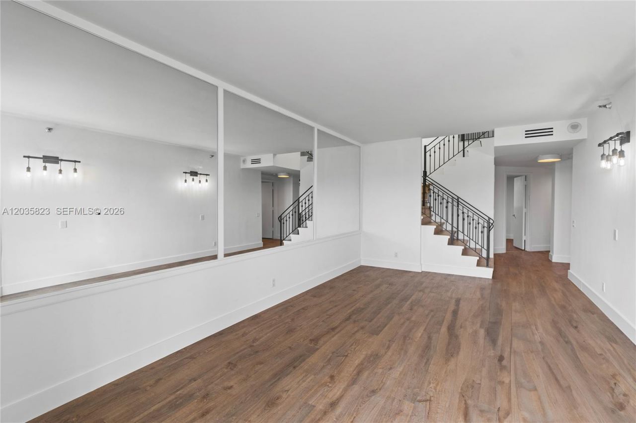 3801 NE 207th St, Unit TH6, Aventura, FL 33180 Photo