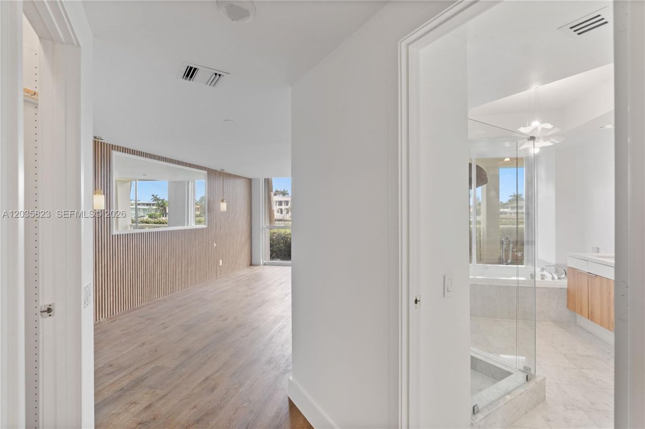 3801 NE 207th St, Unit TH6, Aventura, FL 33180 Photo