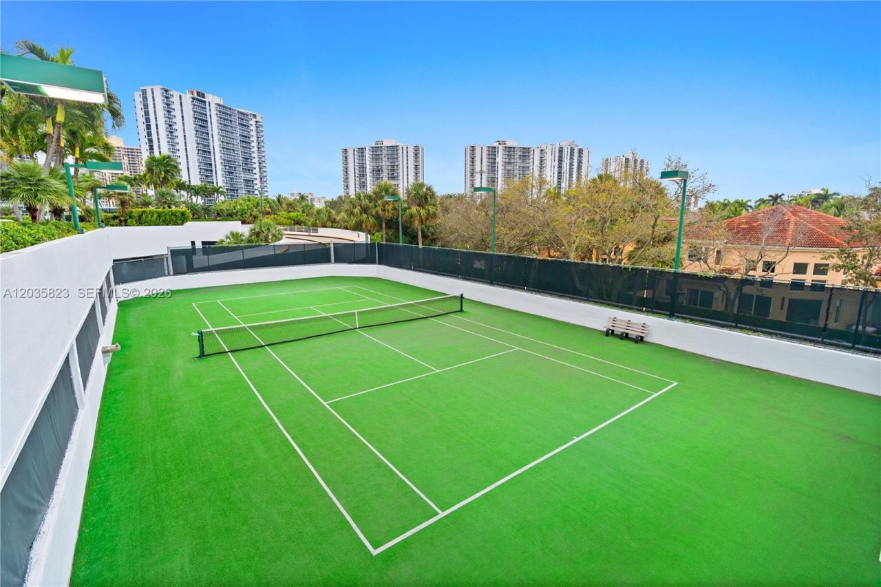 3801 NE 207th St, Unit TH6, Aventura, FL 33180 Photo