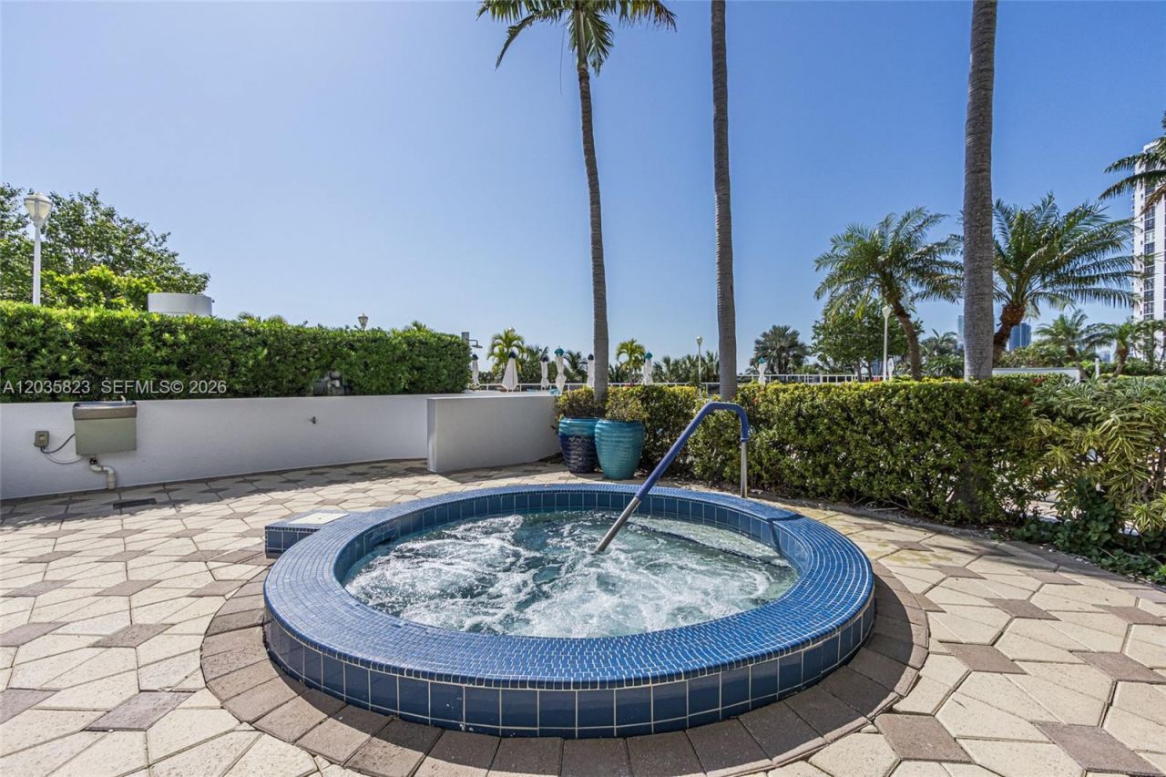 3801 NE 207th St, Unit TH6, Aventura, FL 33180 Photo