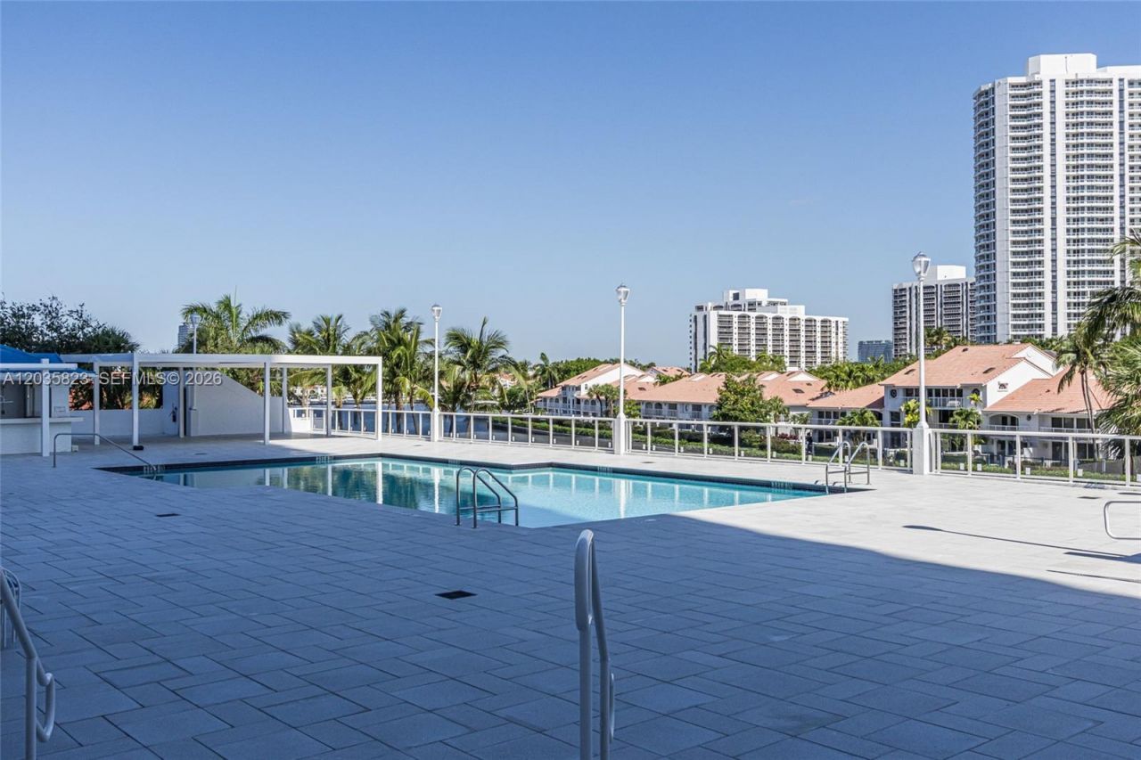 3801 NE 207th St, Unit TH6, Aventura, FL 33180 Photo