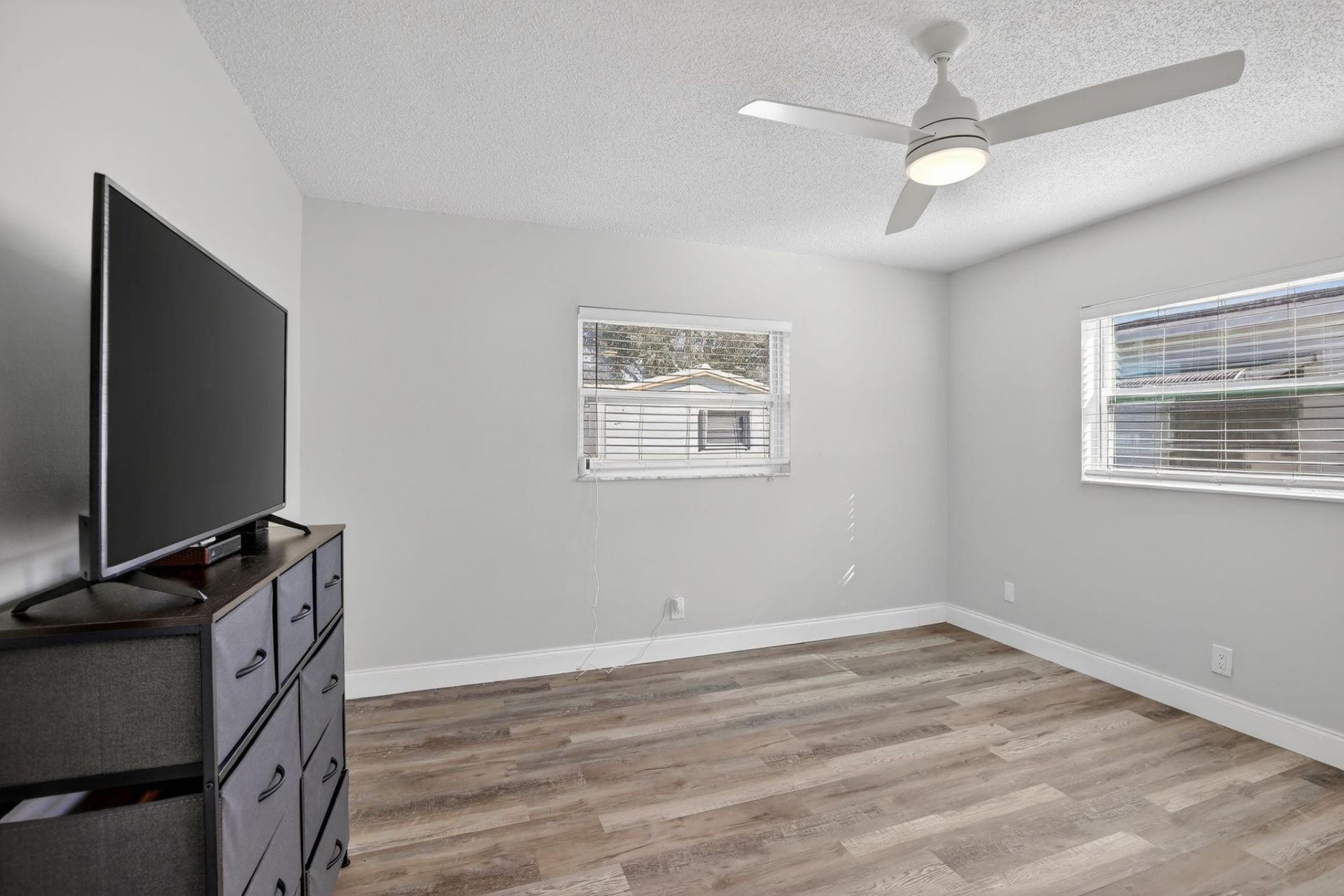 8845 NW 14th Street, Plantation, FL 33322 Photo
