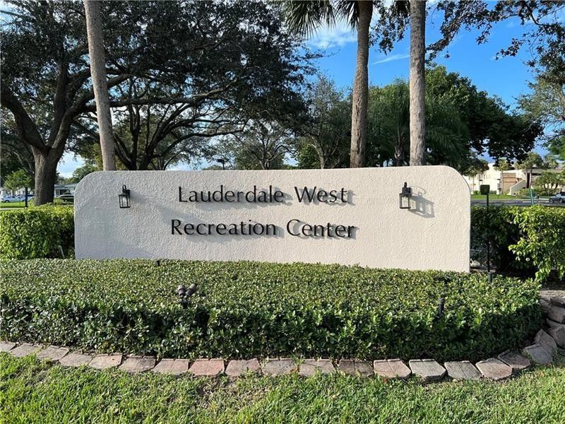 8845 NW 14th Street, Plantation, FL 33322 Photo