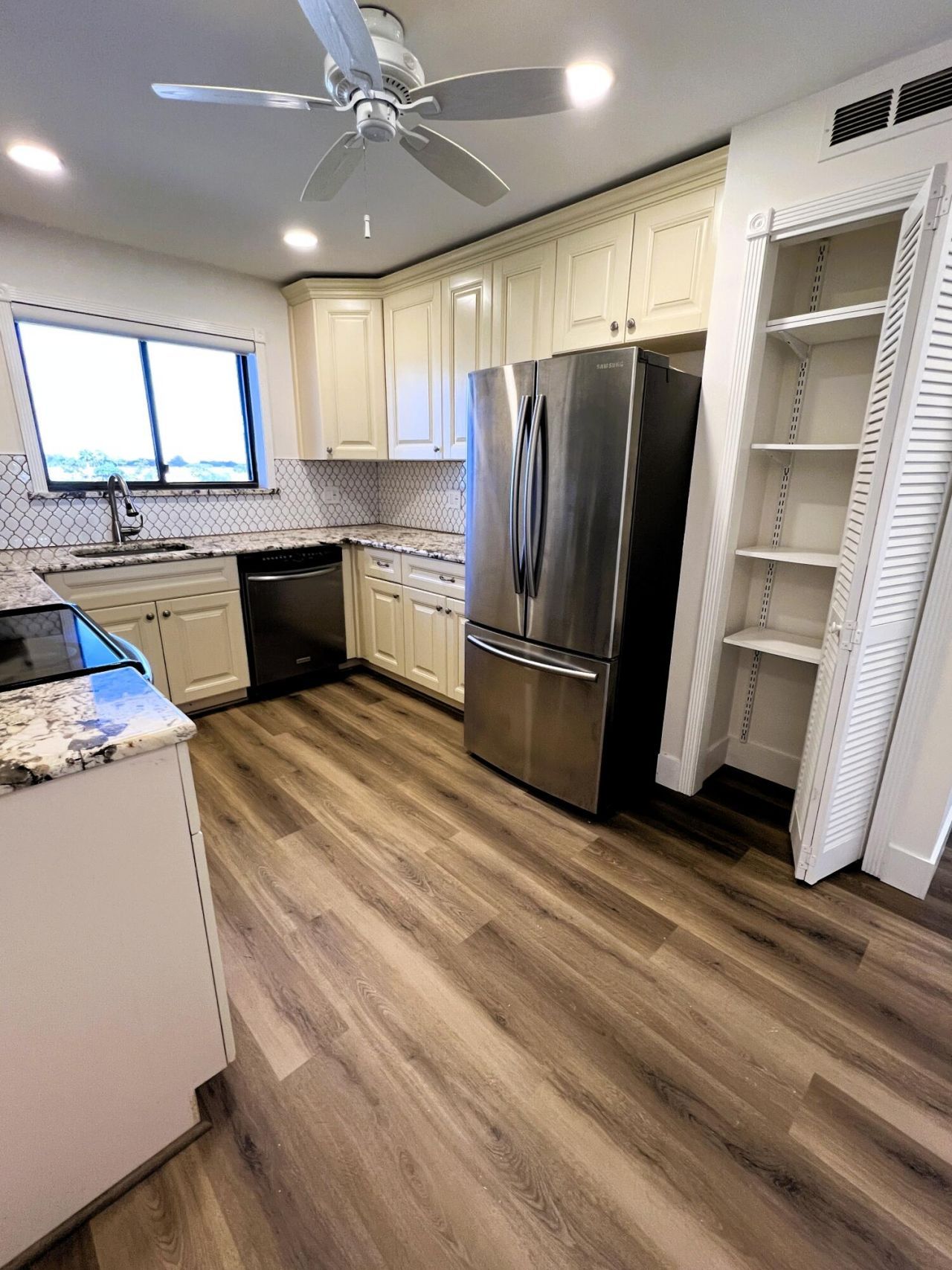 7770 Tahiti Lane, Unit 504, Lake Worth, FL 33467 Photo