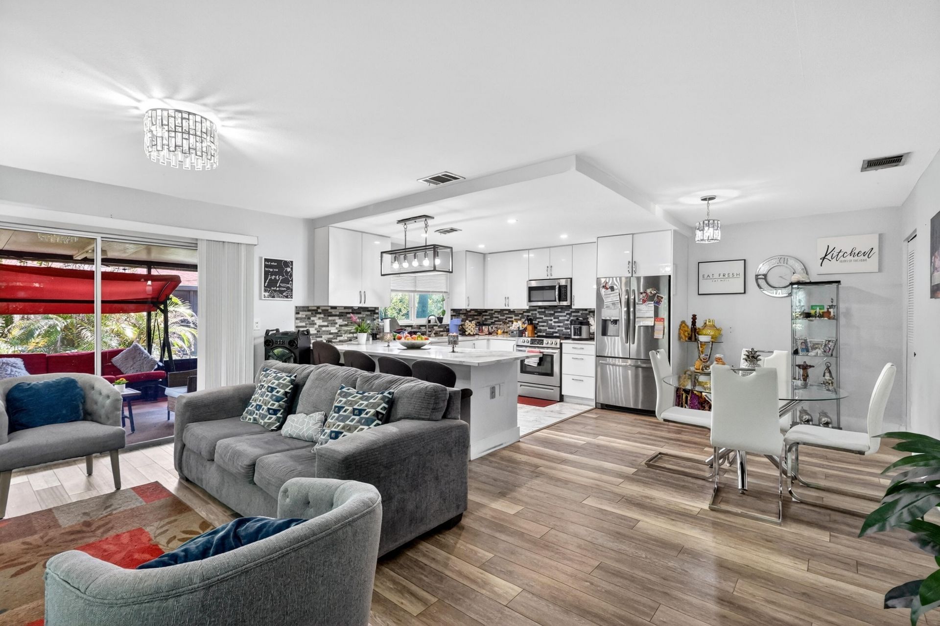 1434 SE Larkwood Circle, Port Saint Lucie, FL 34952 Photo