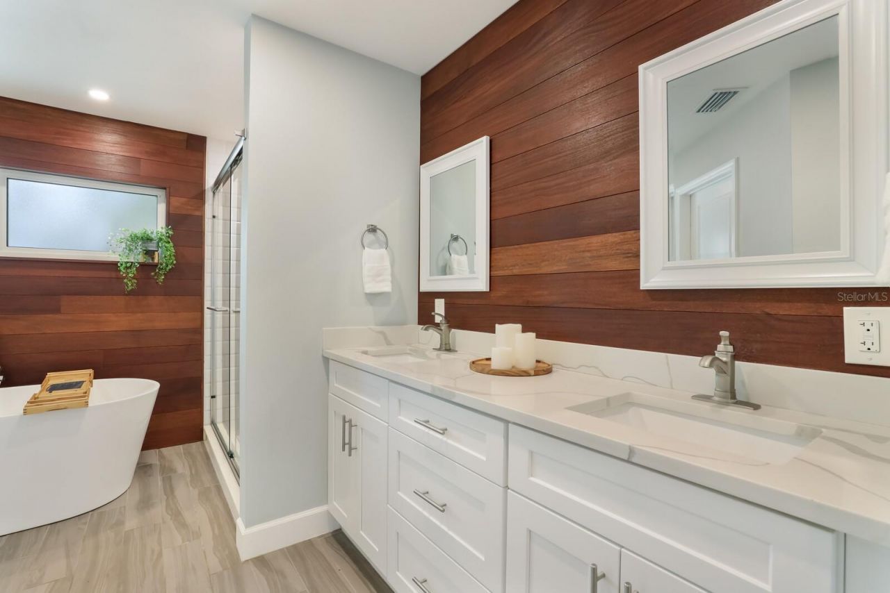 5720 Isanda Place, Sarasota, FL 34231 Photo