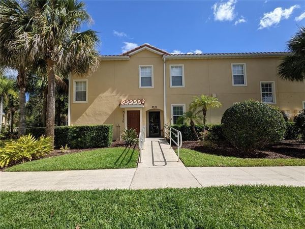 2736 OAKWATER DRIVE , KISSIMMEE, FL 34747