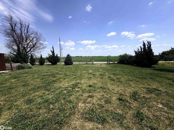 1356 Hemlock Avenue, Packwood, IA 52580