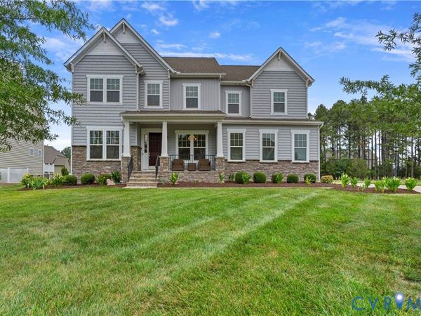 2018 James Overlook Drive , Chester, VA 23836