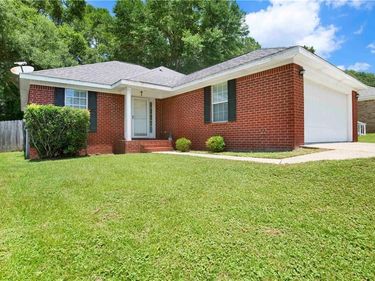 7489 Avery Lane, Daphne, AL 36526