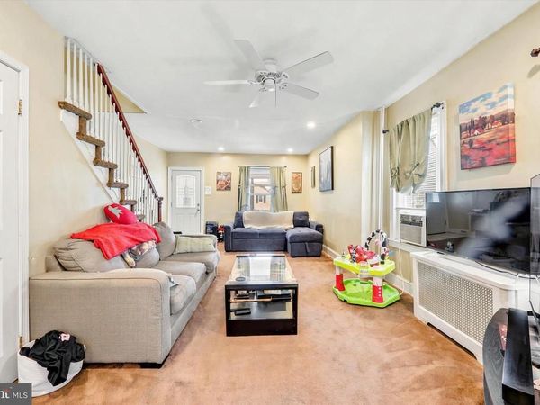 209 AMOSLAND ROAD, HOLMES, PA 19043