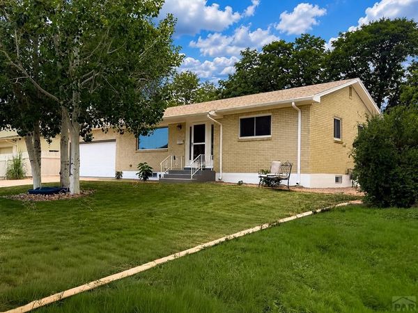 29 Fordham Circle, Pueblo, CO 81005
