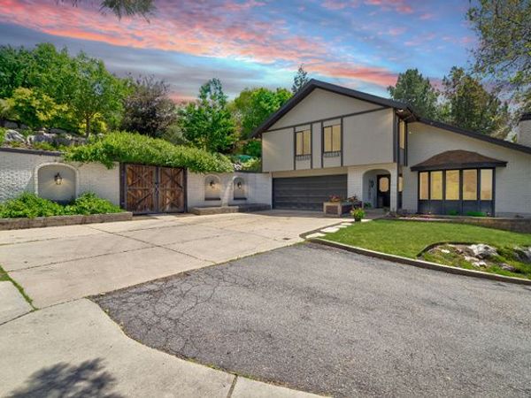 1217 S 200 E, Farmington, UT 84025