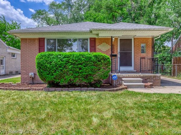 24641 Ridgedale Street, Oak Park, MI 48237