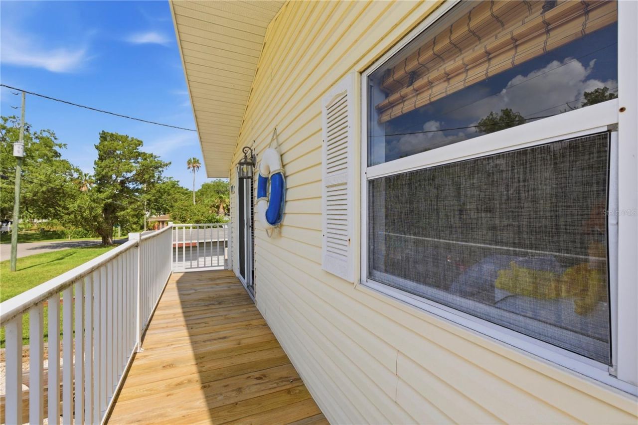 5251 Alpaca Drive , Weeki Wachee, FL 34607 Photo