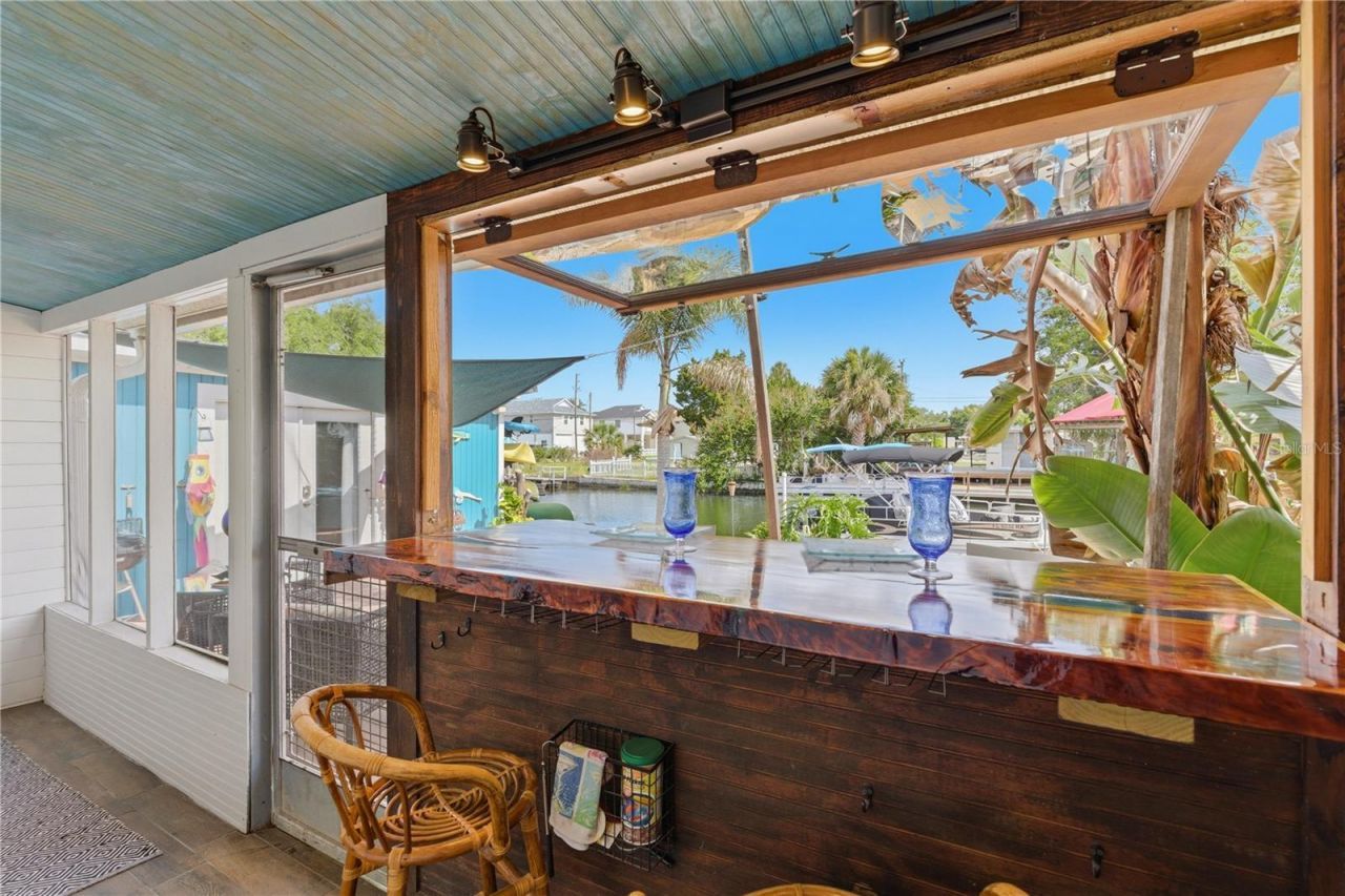5251 Alpaca Drive , Weeki Wachee, FL 34607 Photo