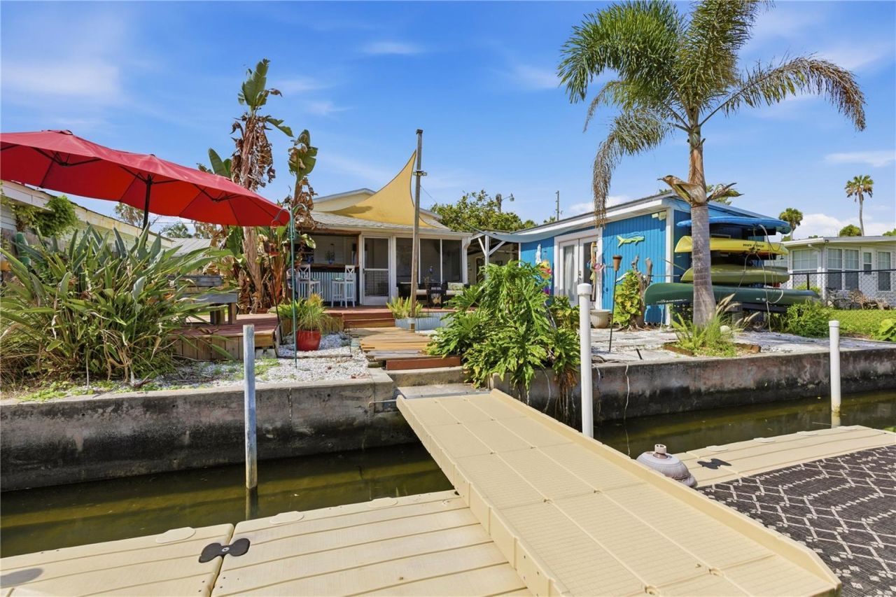 5251 Alpaca Drive , Weeki Wachee, FL 34607 Photo