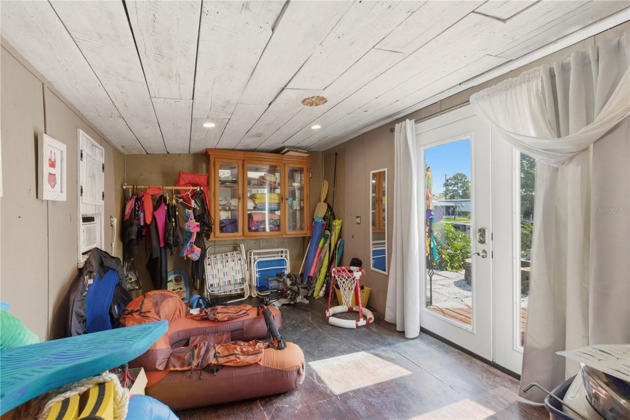 5251 Alpaca Drive , Weeki Wachee, FL 34607 Photo