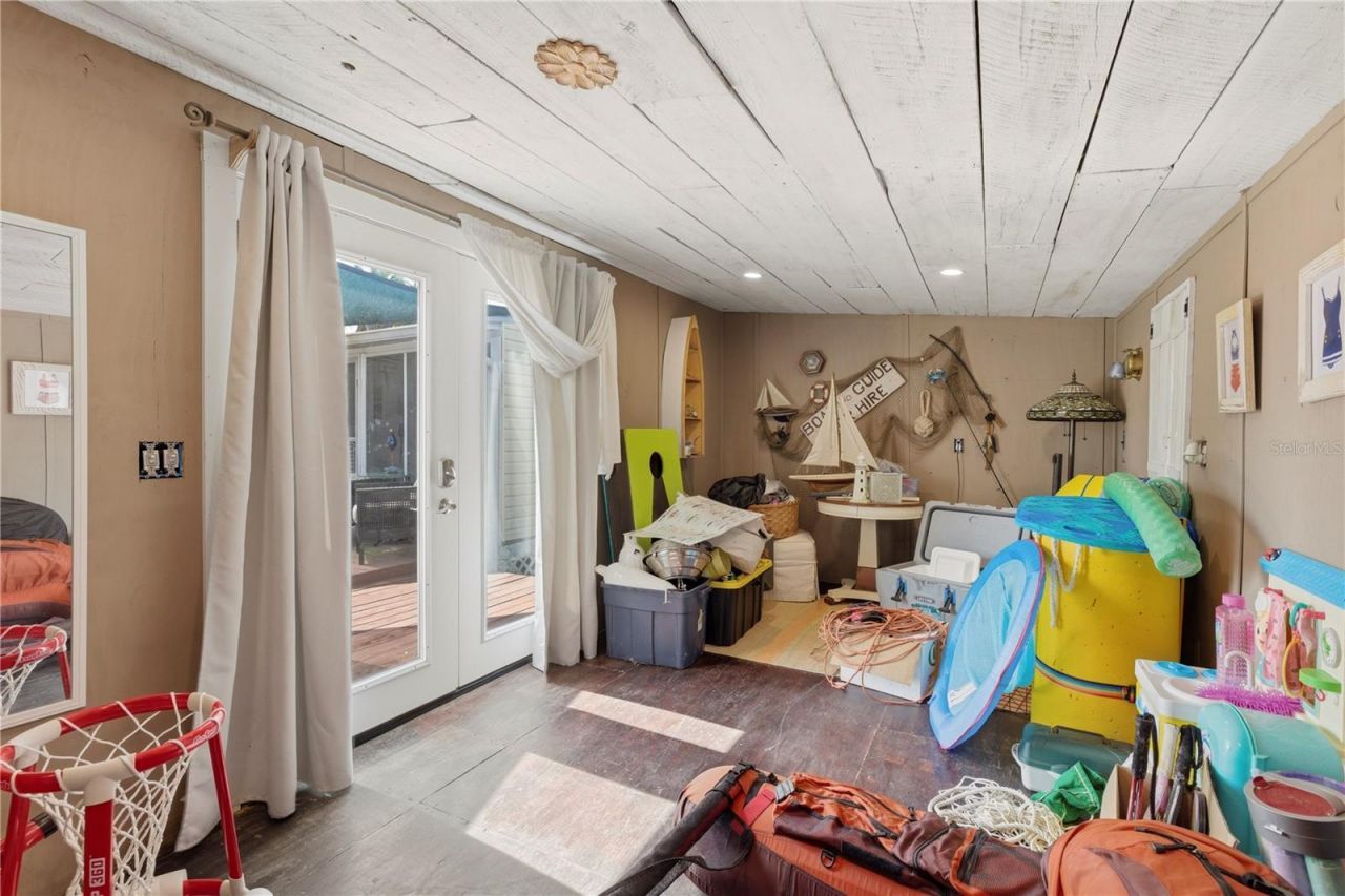 5251 Alpaca Drive , Weeki Wachee, FL 34607 Photo