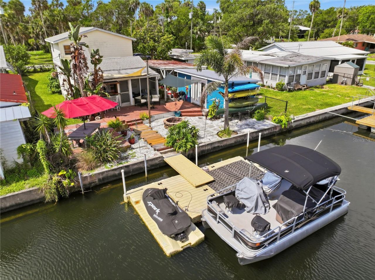 5251 Alpaca Drive , Weeki Wachee, FL 34607 Photo