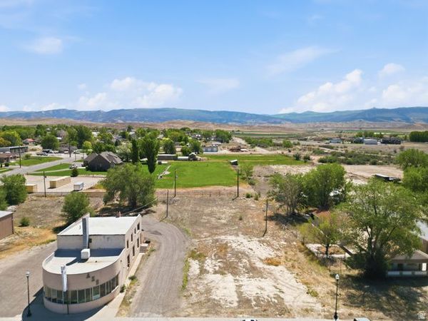 30 E MAIN, Gunnison, UT 84634