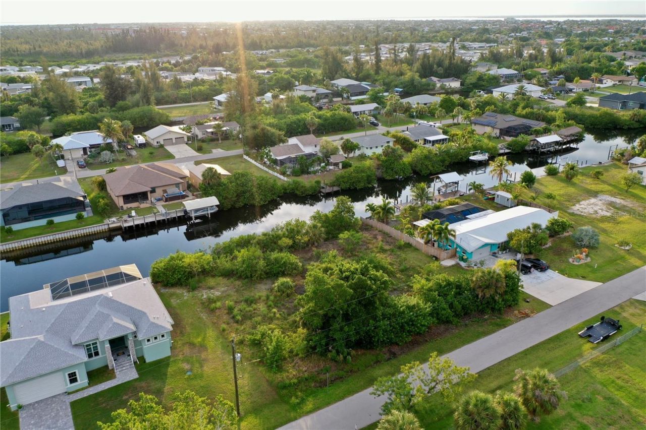 3717 Wisteria Place , Punta Gorda, FL 33950 Photo