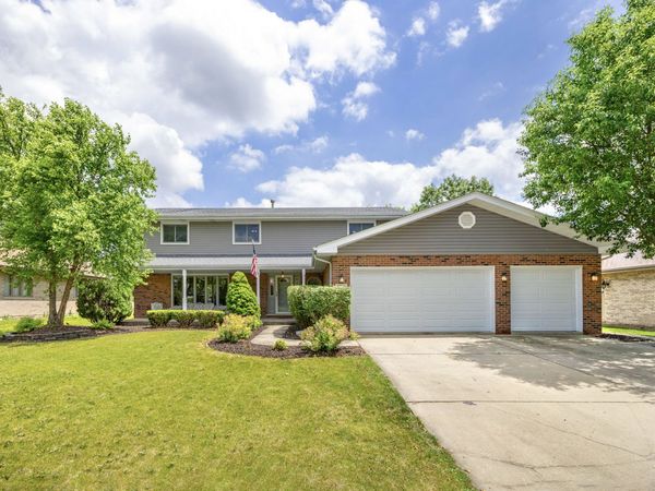 800 Lisdowney Drive , Lockport, IL 60441