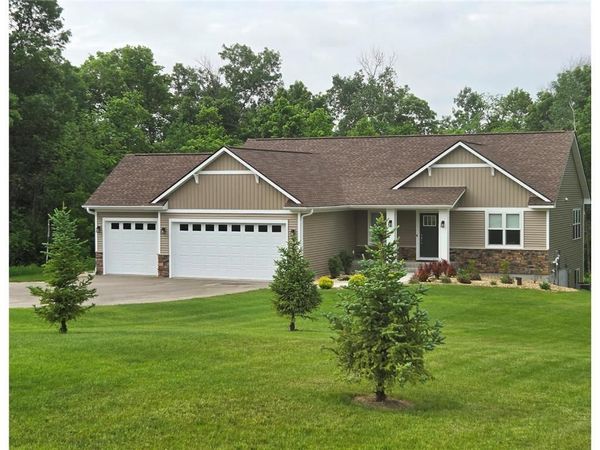 W10644 566th Avenue, Prescott, WI 54021