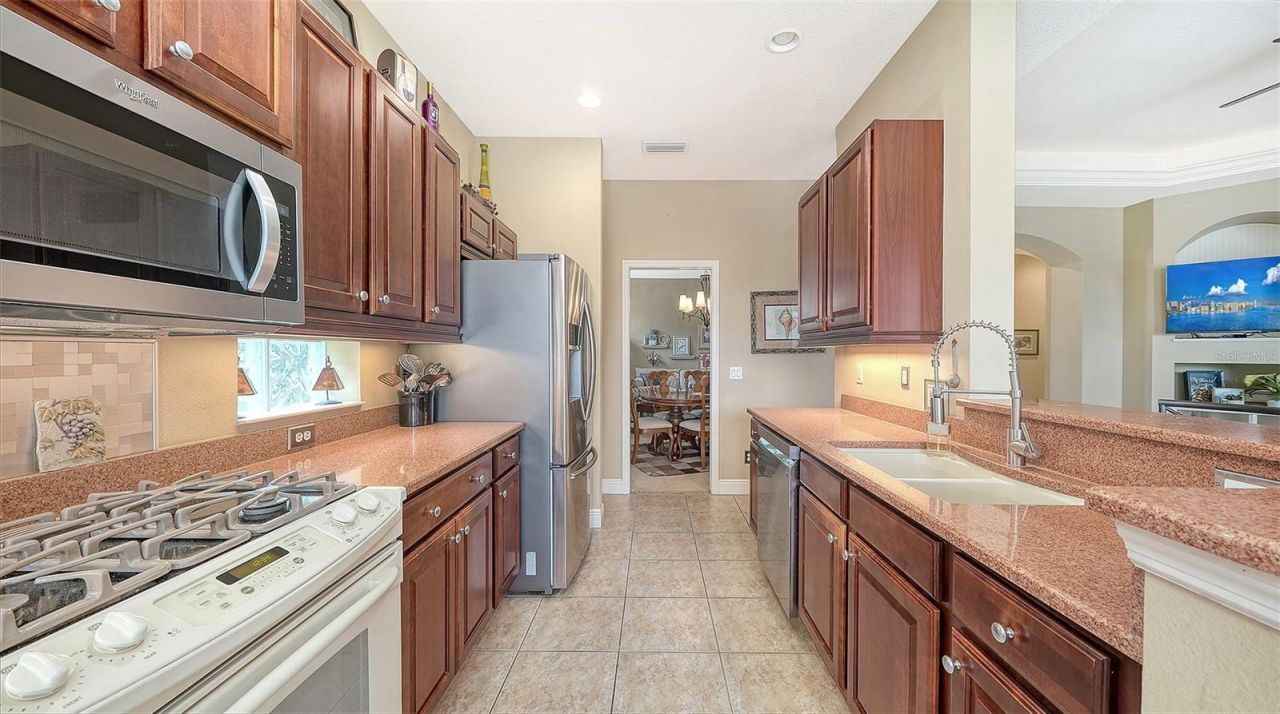 557 Crane Prairie Way , Osprey, FL 34229 Photo