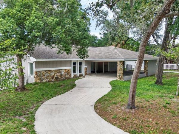 6906 GREENHILL PLACE, TAMPA, FL 33617