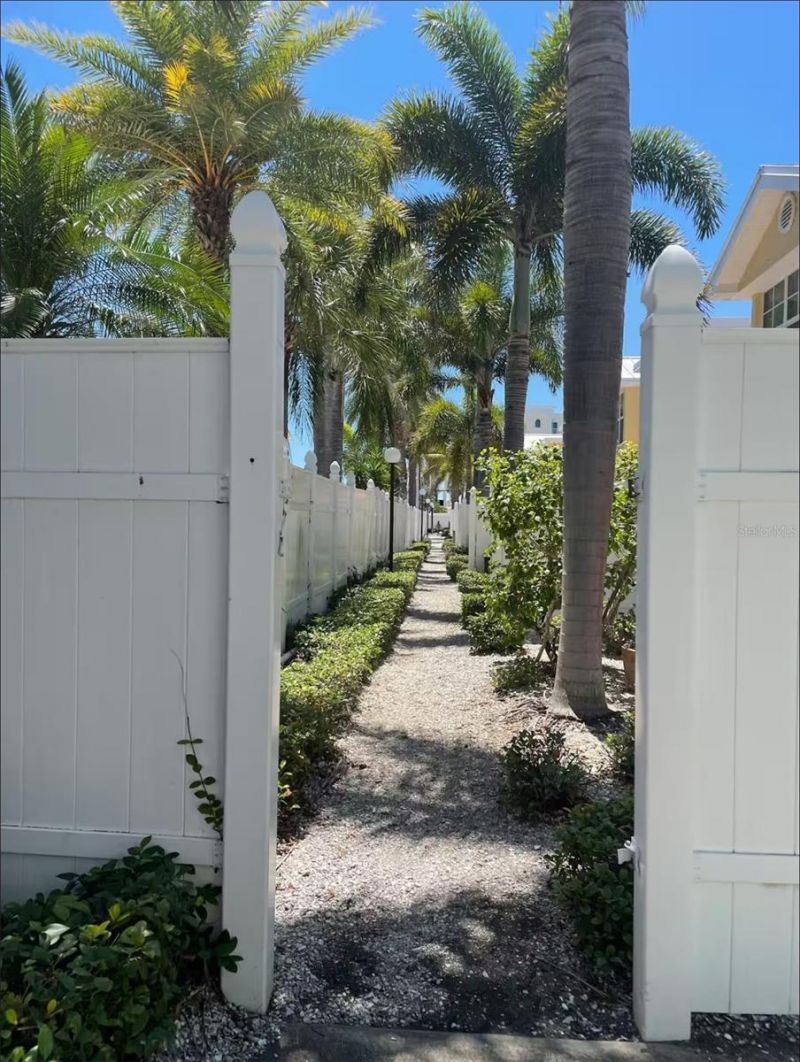 19417 Gulf Boulevard, Unit F110, Indian Rocks Beach, FL 33785 Photo