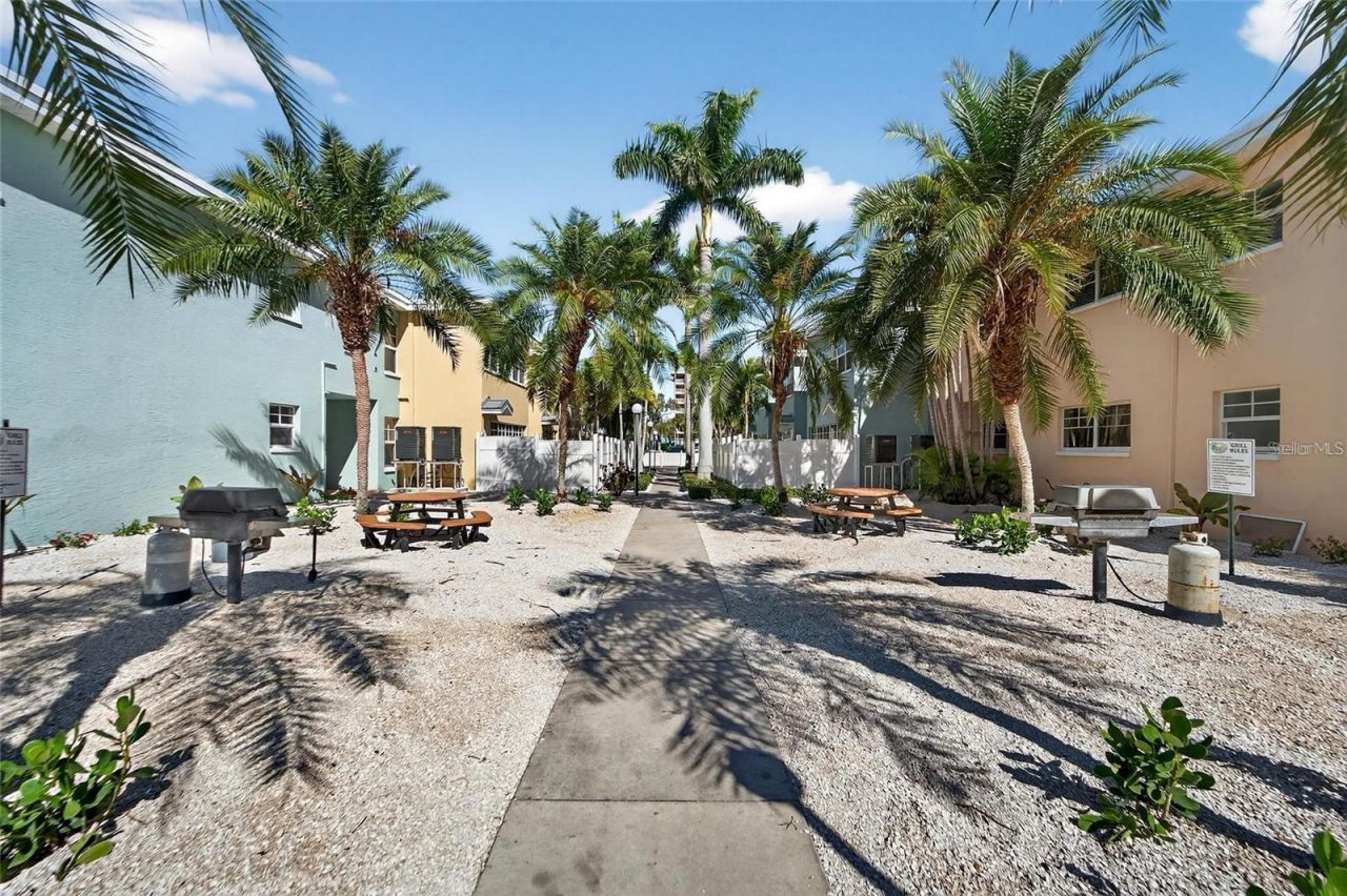 19417 Gulf Boulevard, Unit F110, Indian Rocks Beach, FL 33785 Photo