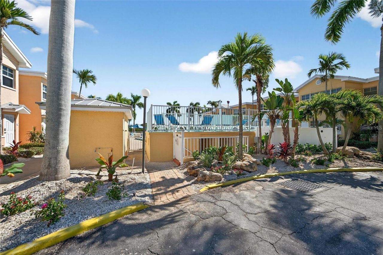 19417 Gulf Boulevard, Unit F110, Indian Rocks Beach, FL 33785 Photo