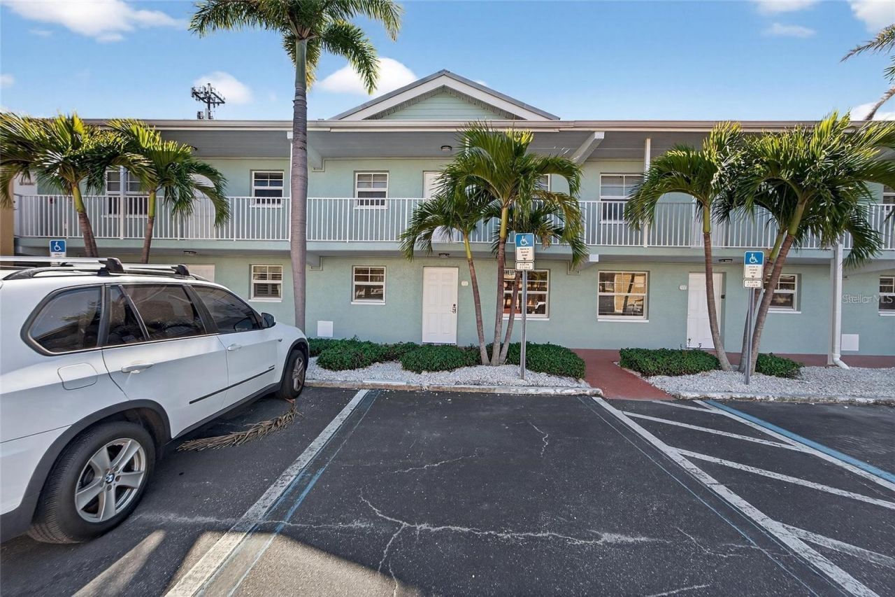 19417 Gulf Boulevard, Unit F110, Indian Rocks Beach, FL 33785 Photo