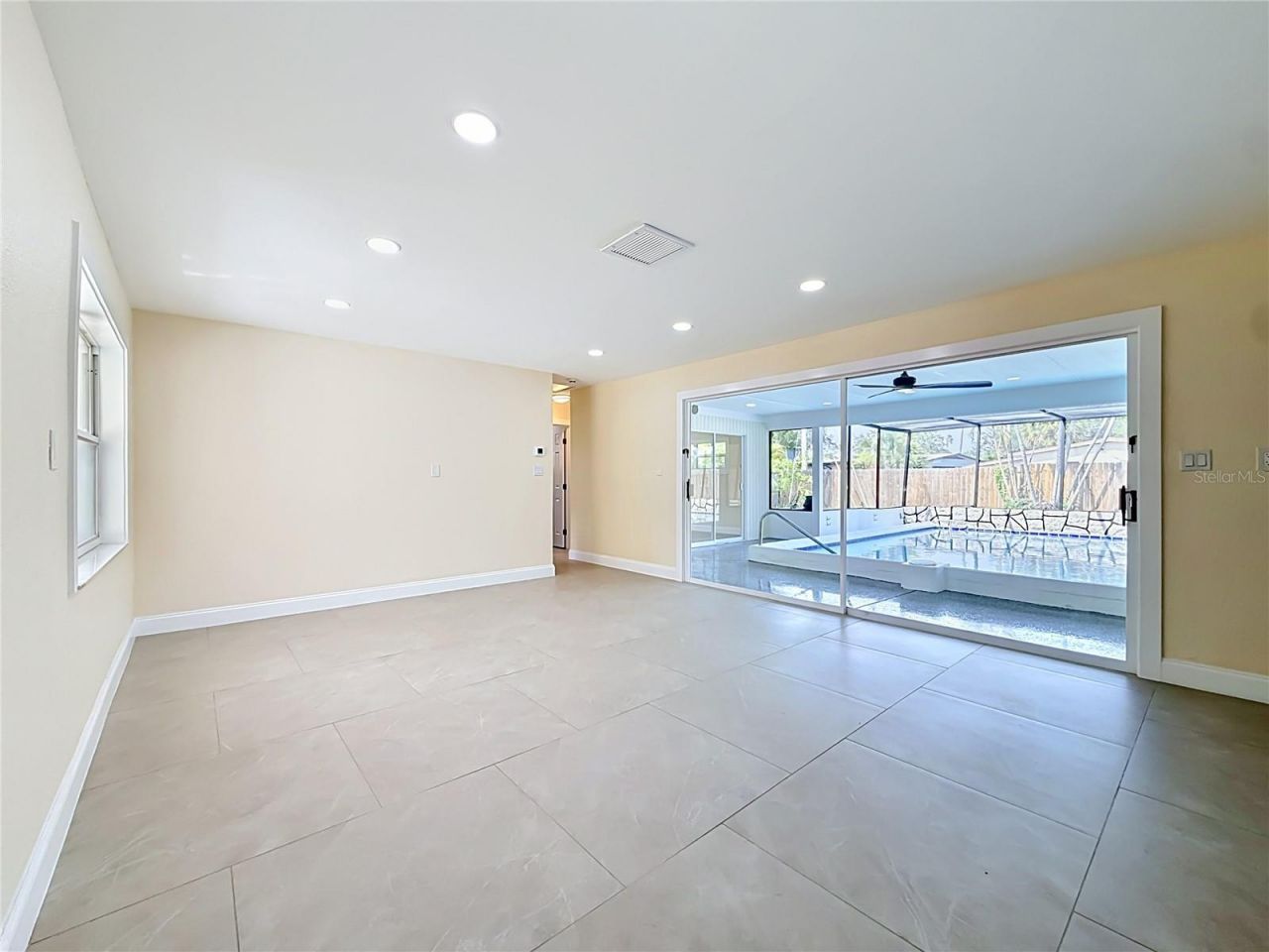 4101 Shore Acres Boulevard Ne, Saint Petersburg, FL 33703 Photo
