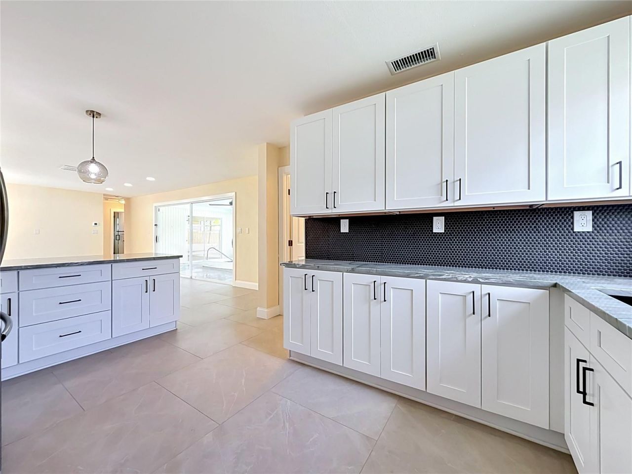 4101 Shore Acres Boulevard Ne, Saint Petersburg, FL 33703 Photo