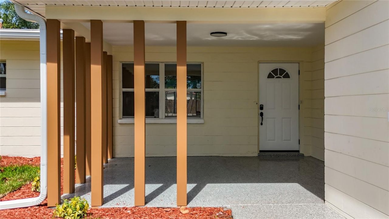4101 Shore Acres Boulevard Ne, Saint Petersburg, FL 33703 Photo