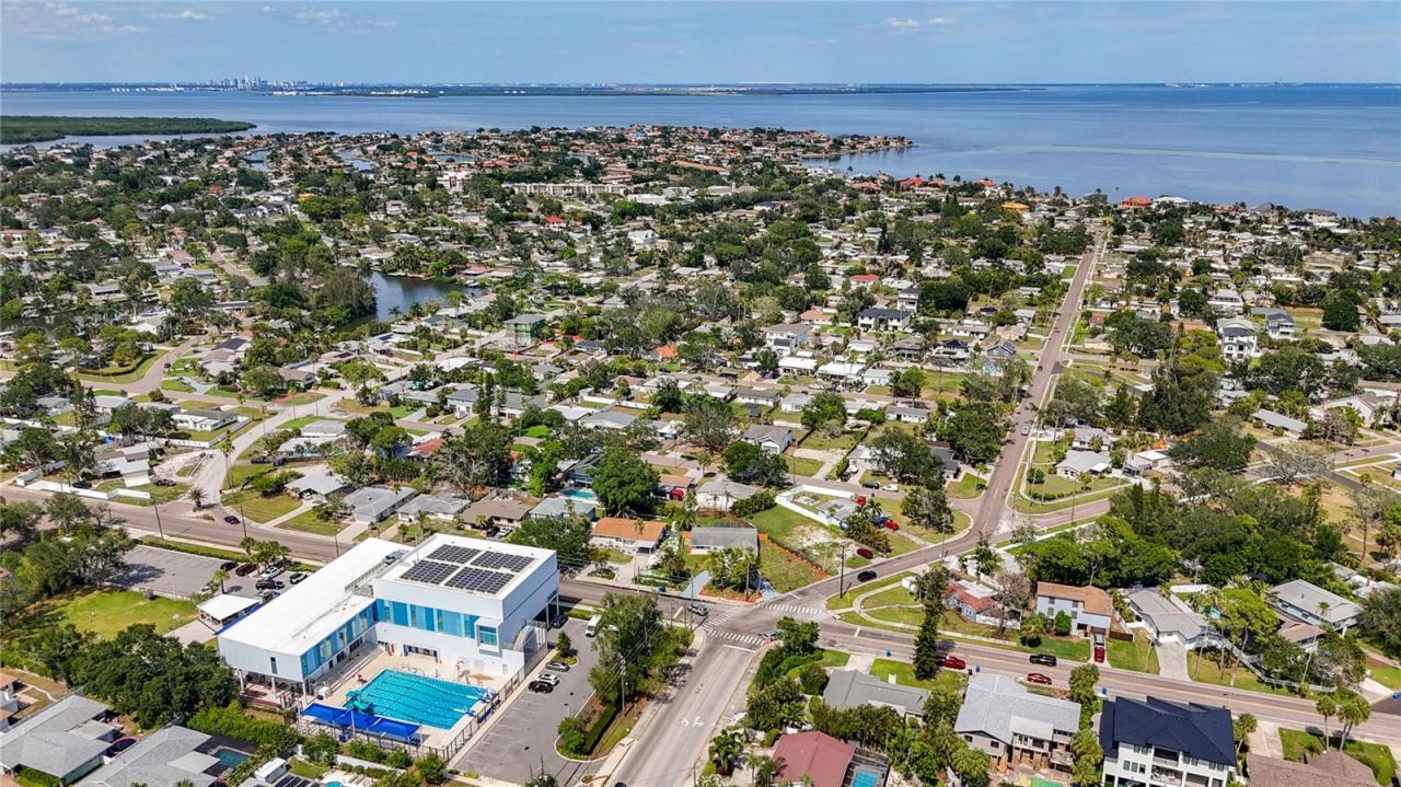 4101 Shore Acres Boulevard Ne, Saint Petersburg, FL 33703 Photo
