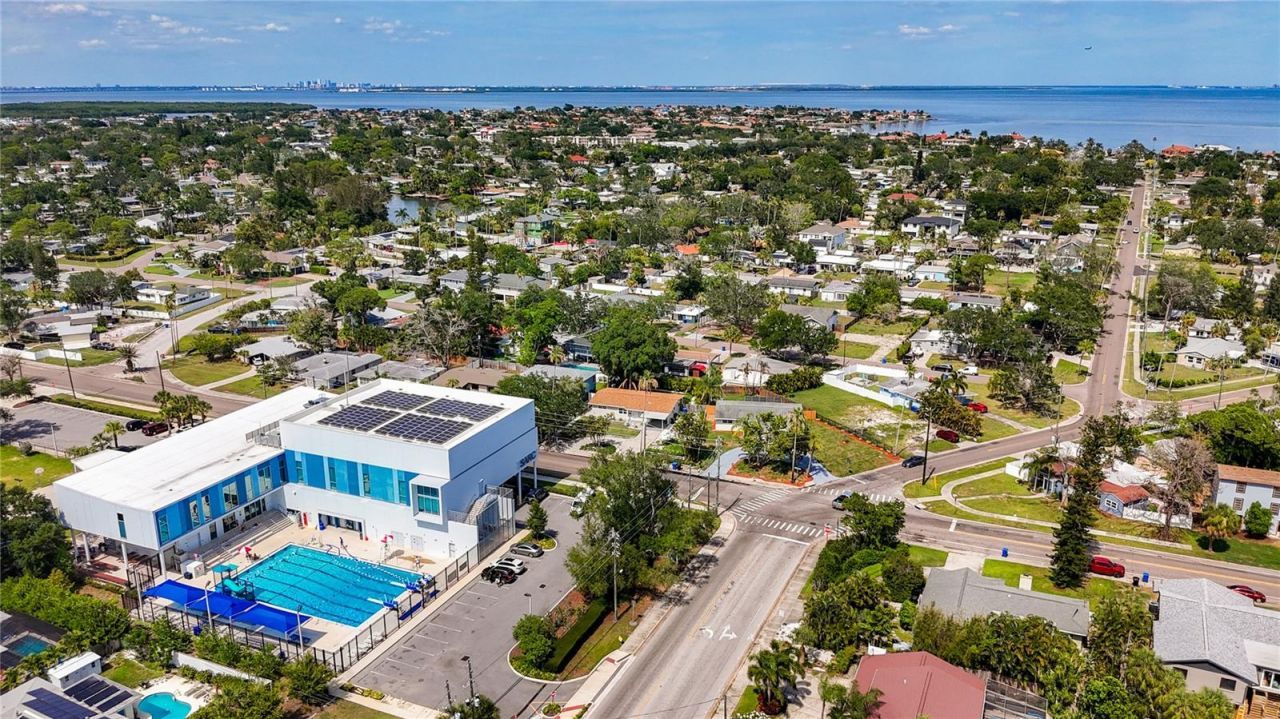 4101 Shore Acres Boulevard Ne, Saint Petersburg, FL 33703 Photo