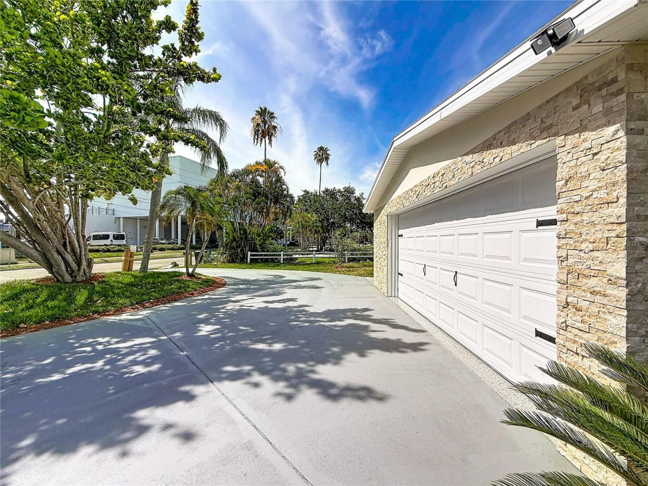 4101 Shore Acres Boulevard Ne, Saint Petersburg, FL 33703 Photo