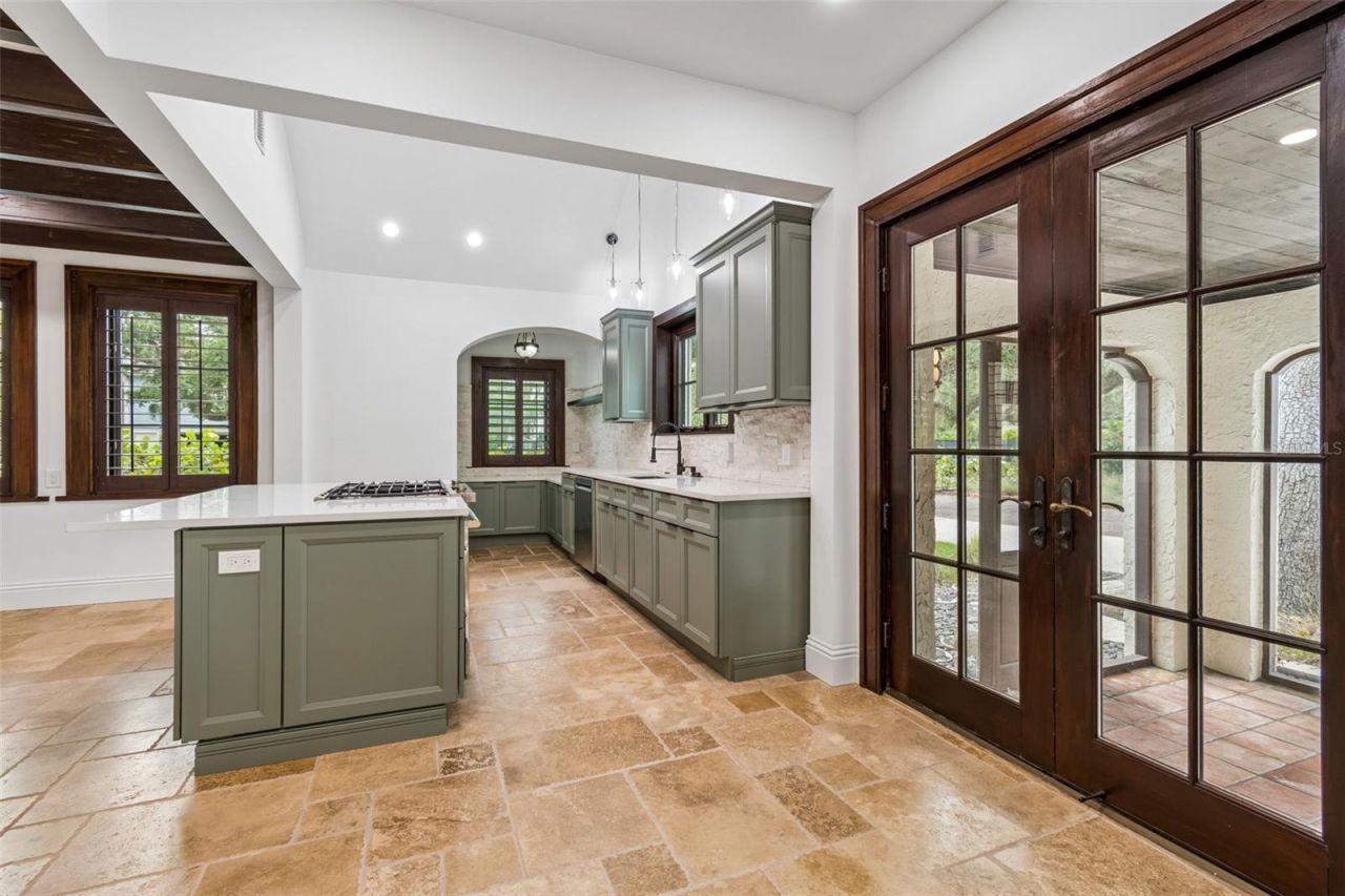 2603 S Parkview Street, Tampa, FL 33629 Photo