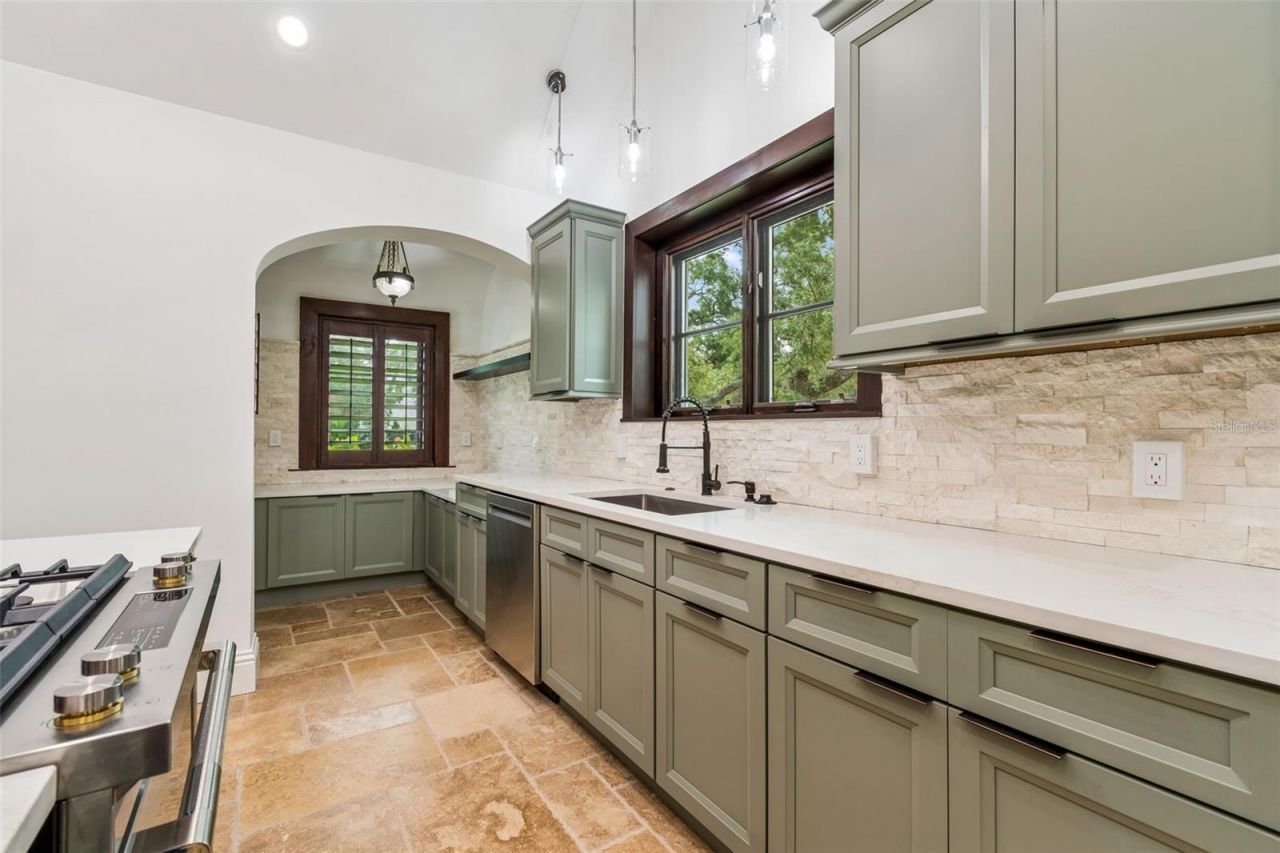 2603 S Parkview Street, Tampa, FL 33629 Photo