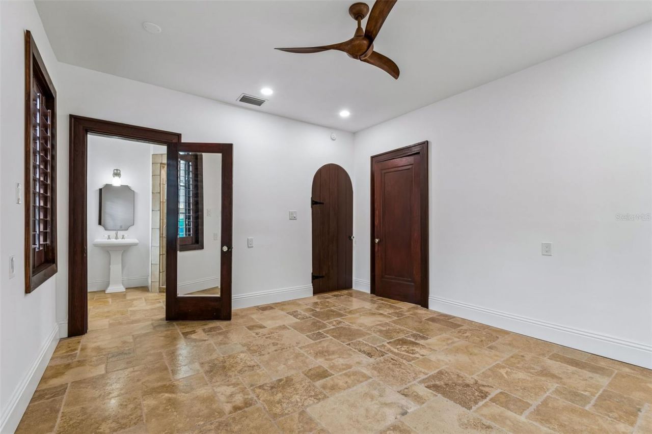2603 S Parkview Street, Tampa, FL 33629 Photo