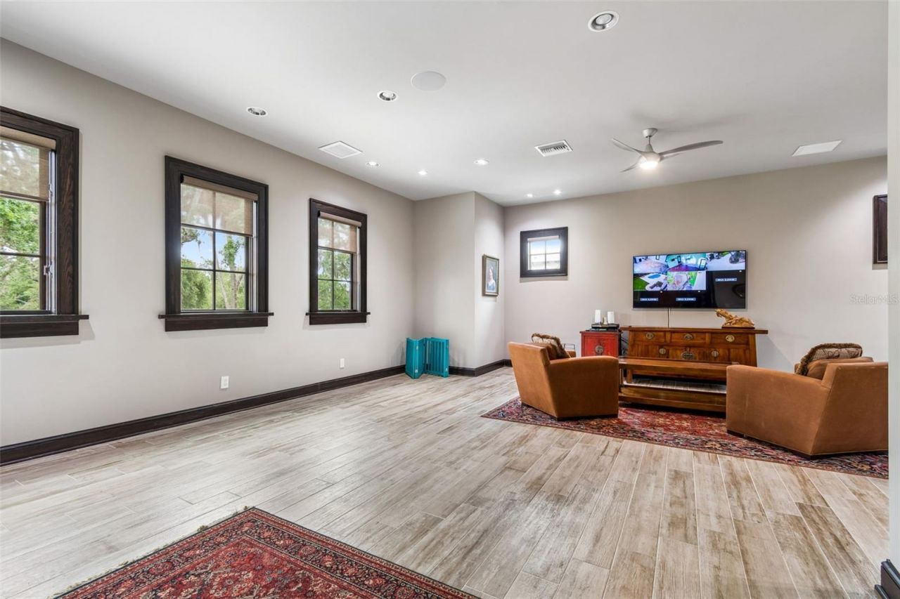 2603 S Parkview Street, Tampa, FL 33629 Photo